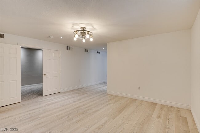 Building Photo - 1244 S 9th St