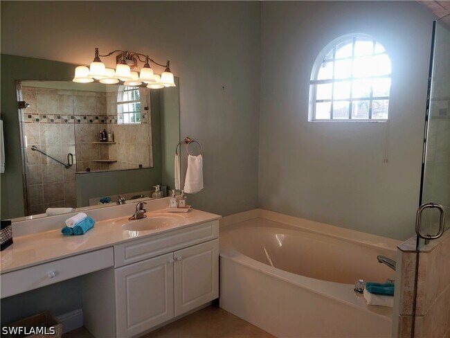 Building Photo - 8906 Lely Island Cir