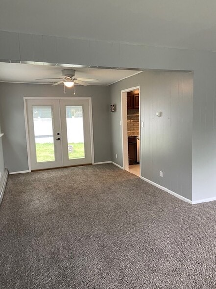 Building Photo - 600 Marlboro Rd