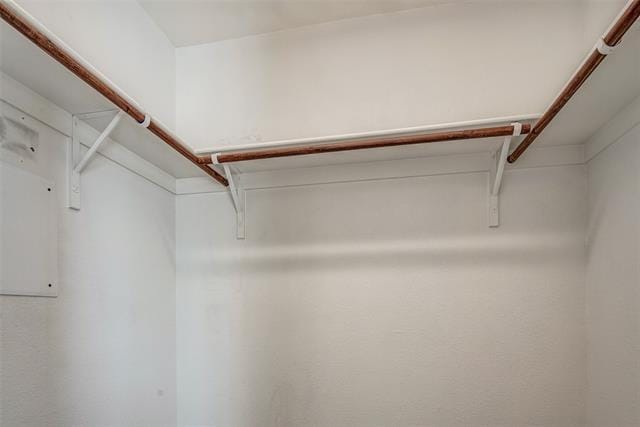 Building Photo - 9948 Fleetwood Dr