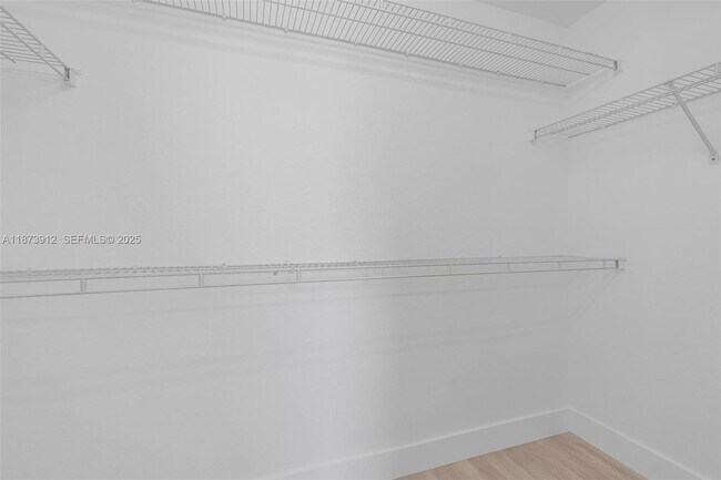 Building Photo - 136 SW 169th Ave