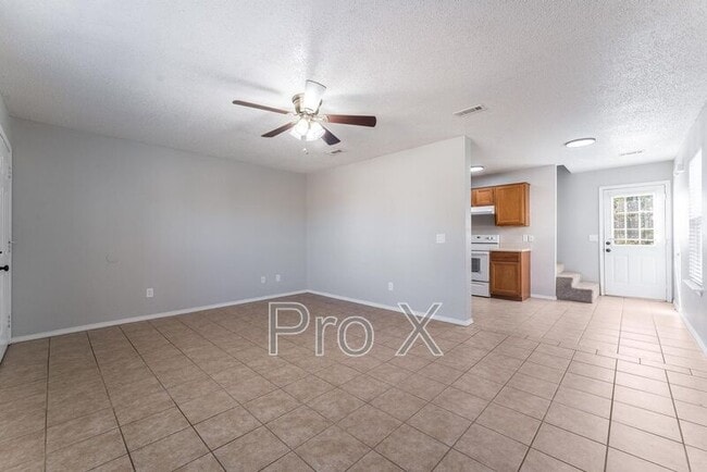 Building Photo - 3503 SW Victoria Pl