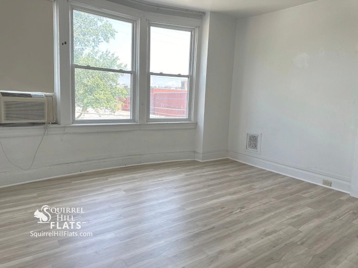 Building Photo - 5704 Darlington Rd