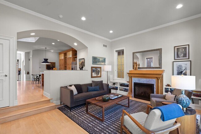 Building Photo - Stout Street 2 BDR at Curtis Park