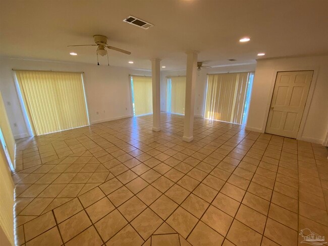 Building Photo - 4416 Creighton Rd