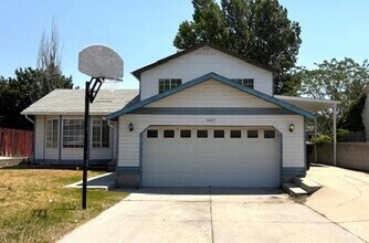 Building Photo - 3 Bedroom / 2 Bath Home in Kearns!