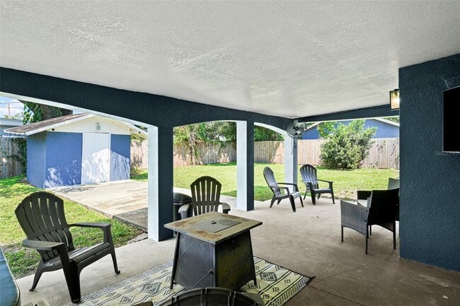 Building Photo - 2519 Emma Cir