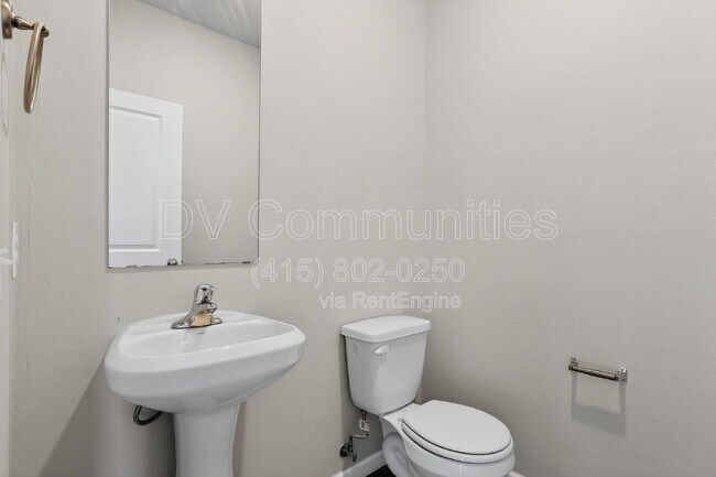 Building Photo - 1712 Amaranth Ln