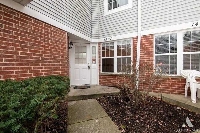 Building Photo - 1397 Ashbury Ln E