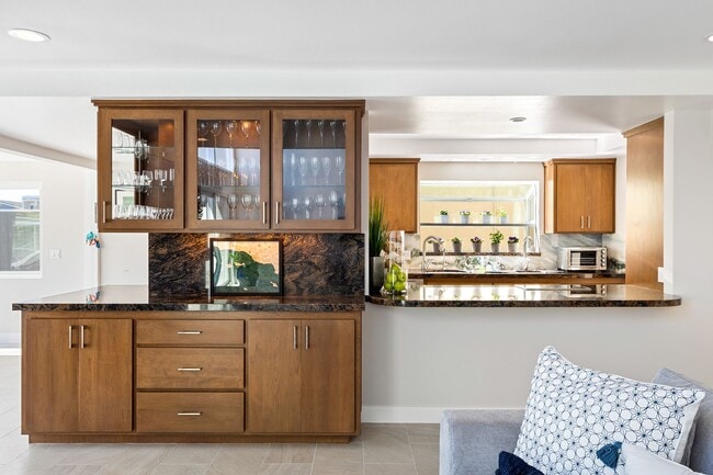 Building Photo - 3810WH - The Hemlock Hideaway | 4 Bed 2.5 ...