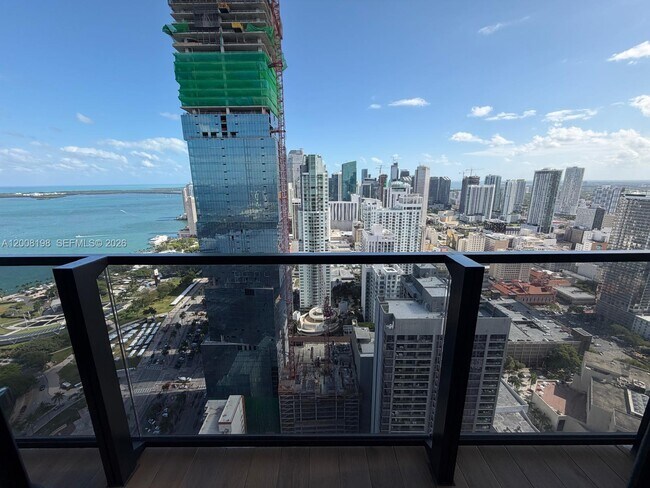 Building Photo - 398 NE 5th St