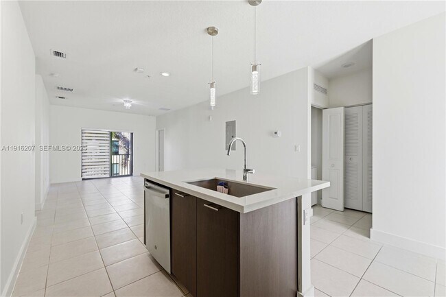 Building Photo - 8265 NW 41st St