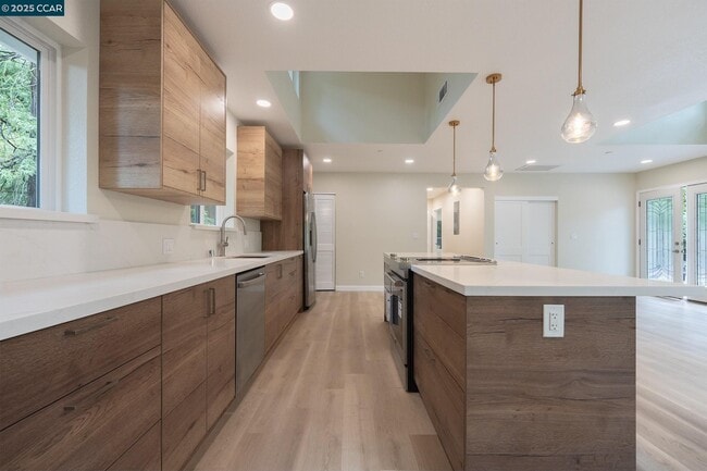 Building Photo - 1244 Stone Valley Rd