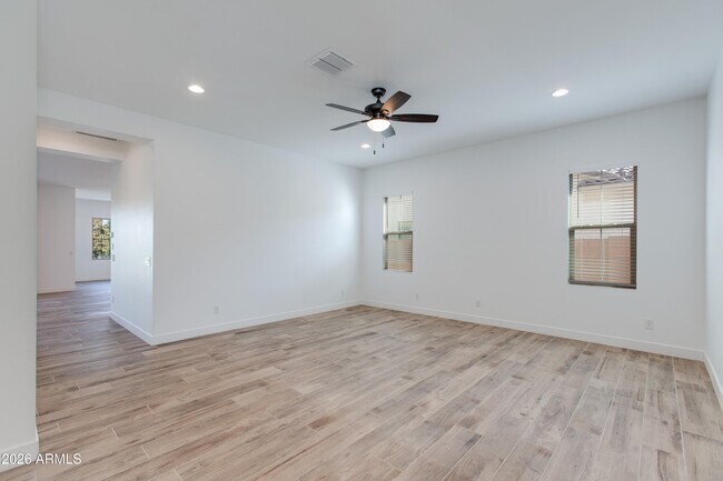 Building Photo - 18888 E Apricot Ln