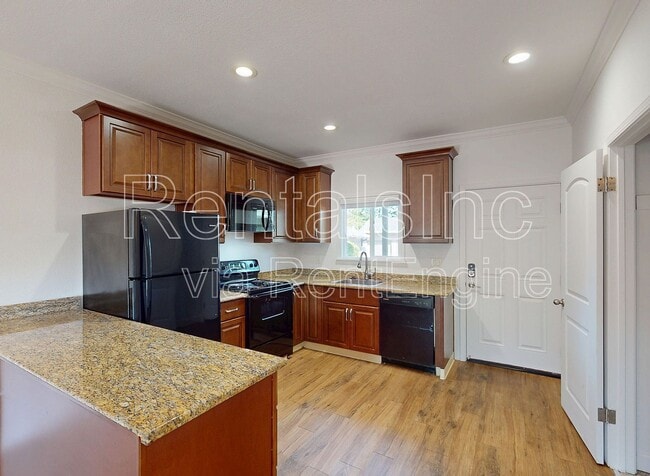 Building Photo - 16914 CA-12
