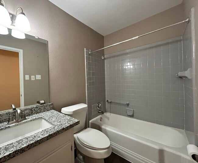 Building Photo - 2119 57th St