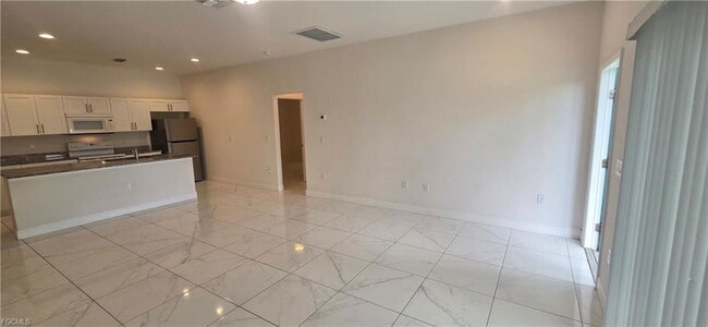 Building Photo - 4602 25th St SW