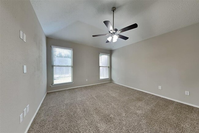 Building Photo - 12907 Stancliff Oaks St