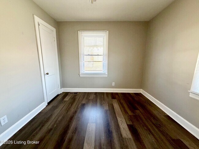 Building Photo - 3102 Grant Ave