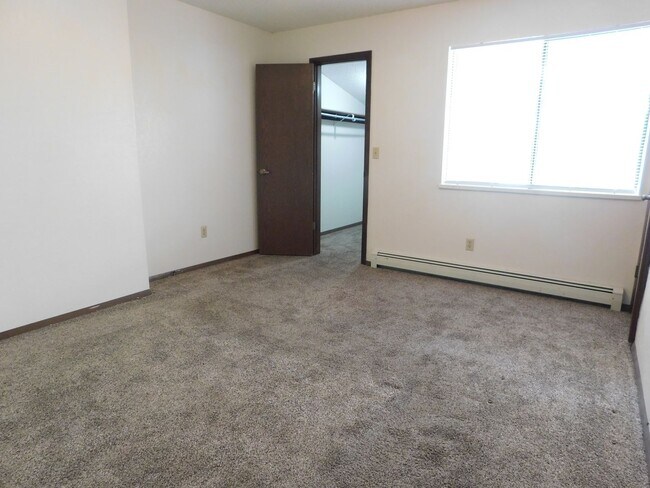Building Photo - 2150 College Pl