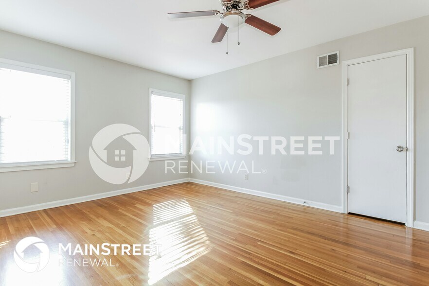 Building Photo - 5223 Braidwood Cove