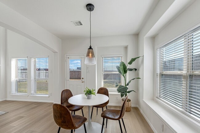 Building Photo - 23219 Campwood Terrace Ln