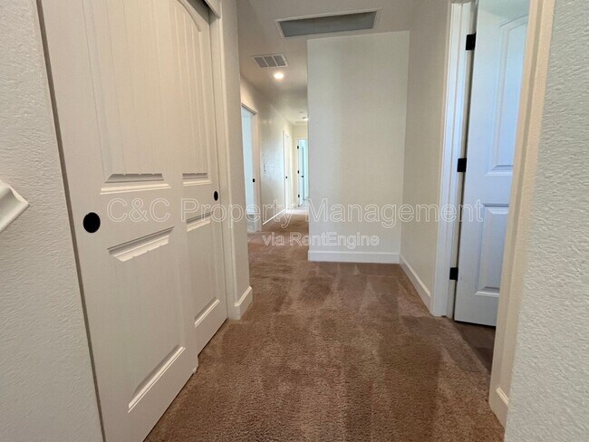 Building Photo - 5078 Palisade Ave