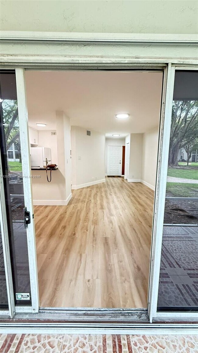 Building Photo - 13965 SW 91st Terrace
