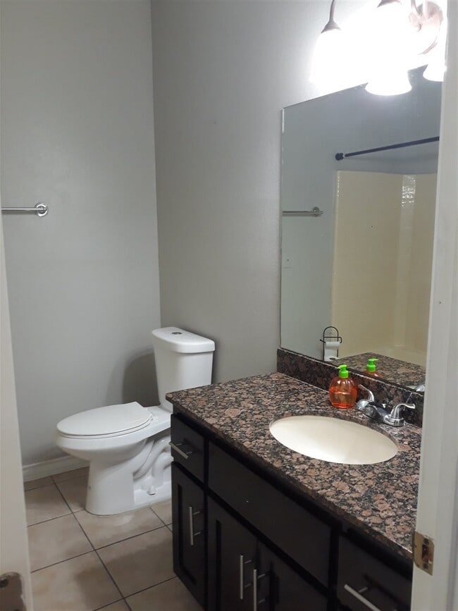 Building Photo - 9804 Cantera Ct