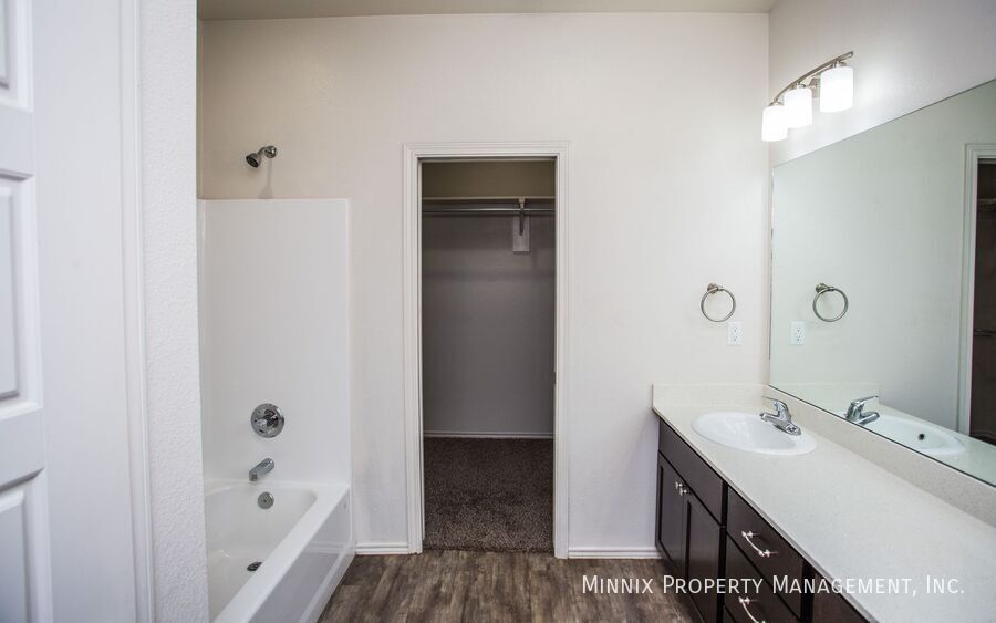 Building Photo - 12007 Englewood Ave