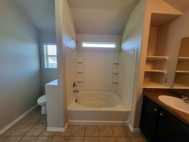 Building Photo - 7017 Mohegan Dr