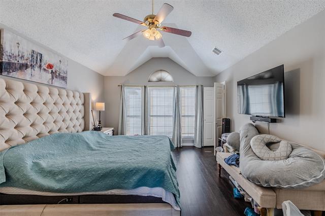 Building Photo - 4210 Oak Mt Dr