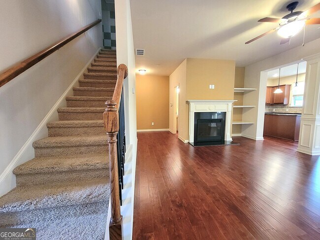 Building Photo - 2334 Attewood Dr