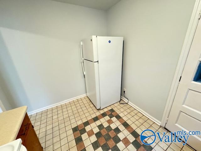 Building Photo - 106 Delaware Blvd NW