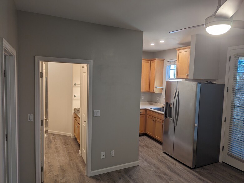 Living Room facing bathroom and Kitchen - 214 A Kuli Puu St