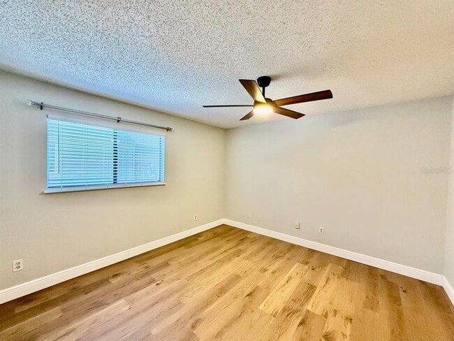 Building Photo - 3416 Sunrise Villas Ct N