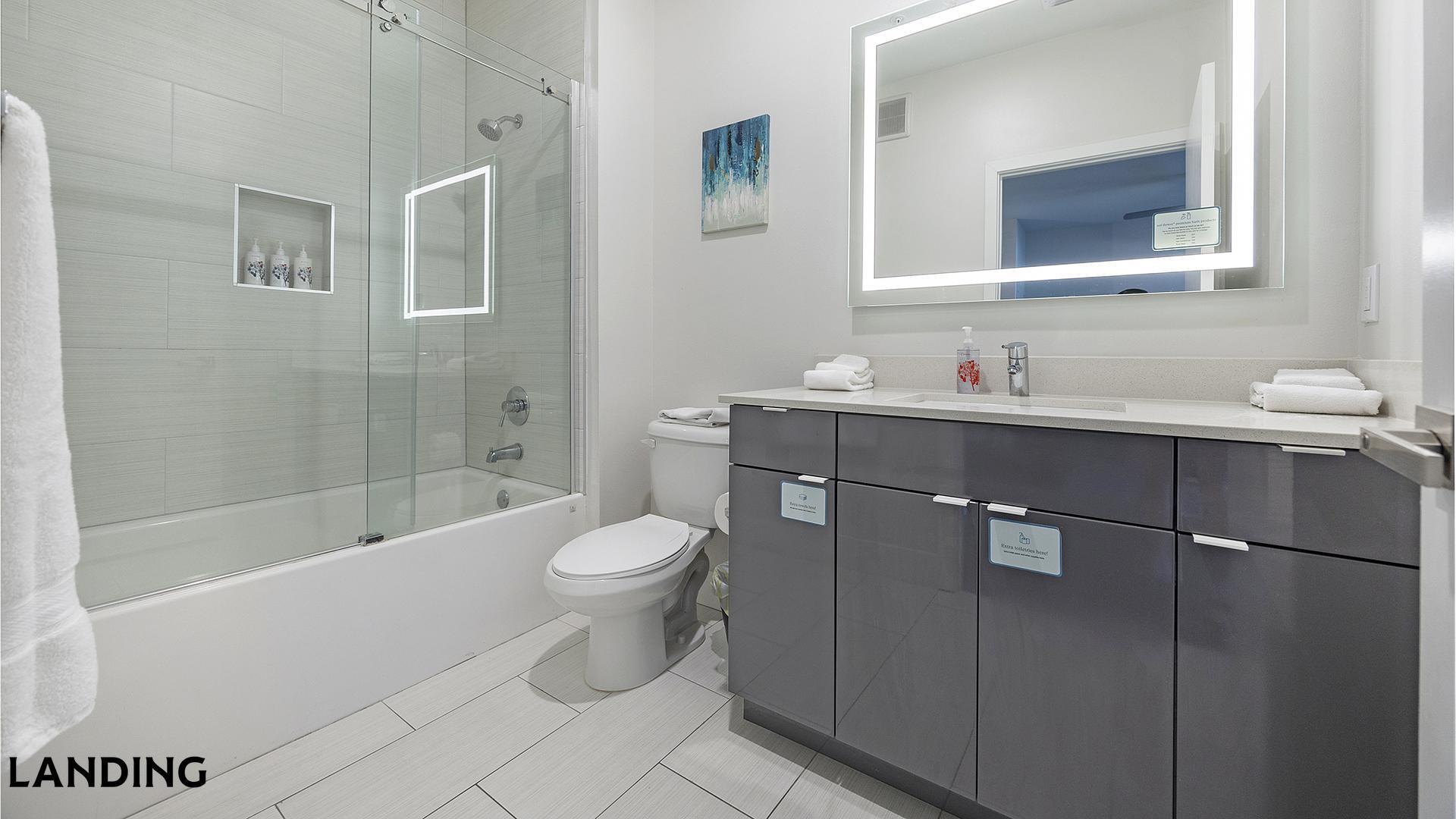 Building Photo - 4950 W Prescott St