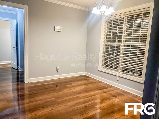 Building Photo - 1310 Thomas Langston Rd