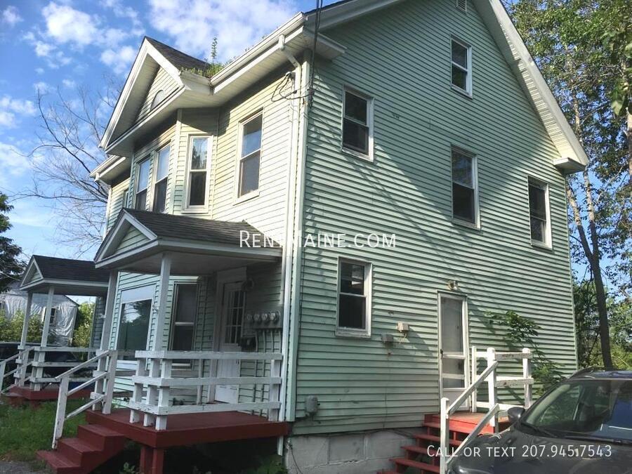 Building Photo - 207 S Main St