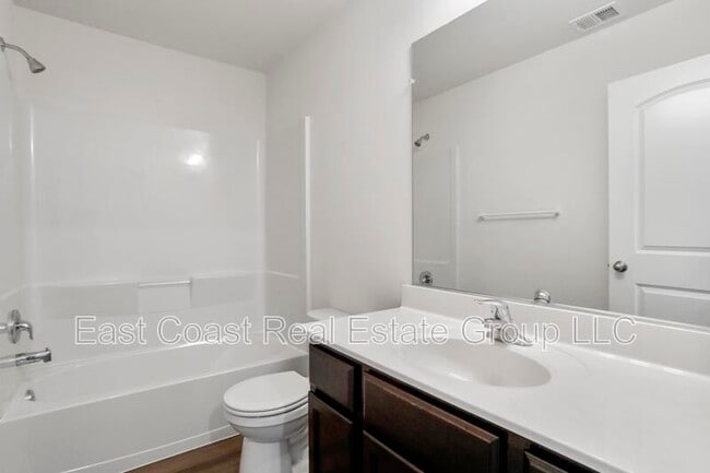 Building Photo - 87 Eakins Ln
