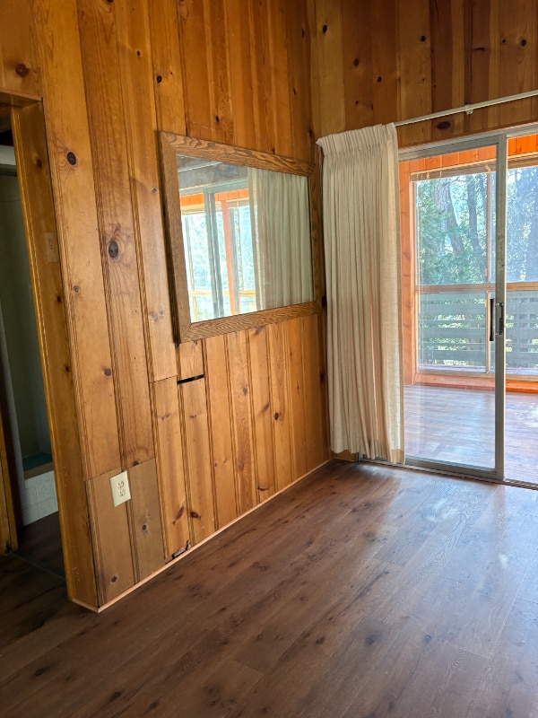 Building Photo - 25138 Valle Dr