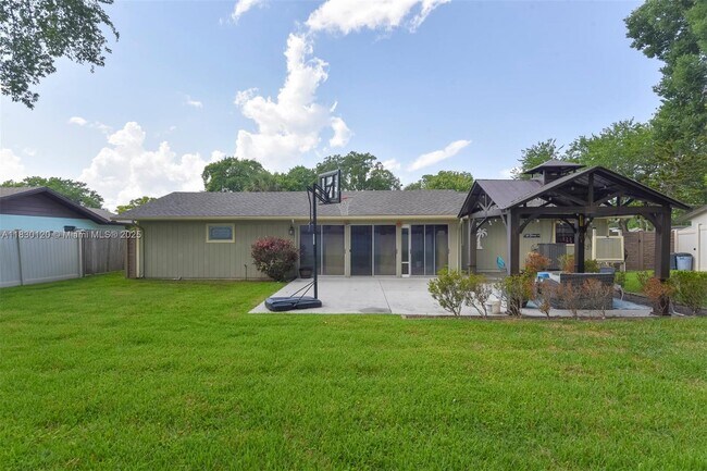 Building Photo - 781 Little Pine Dr