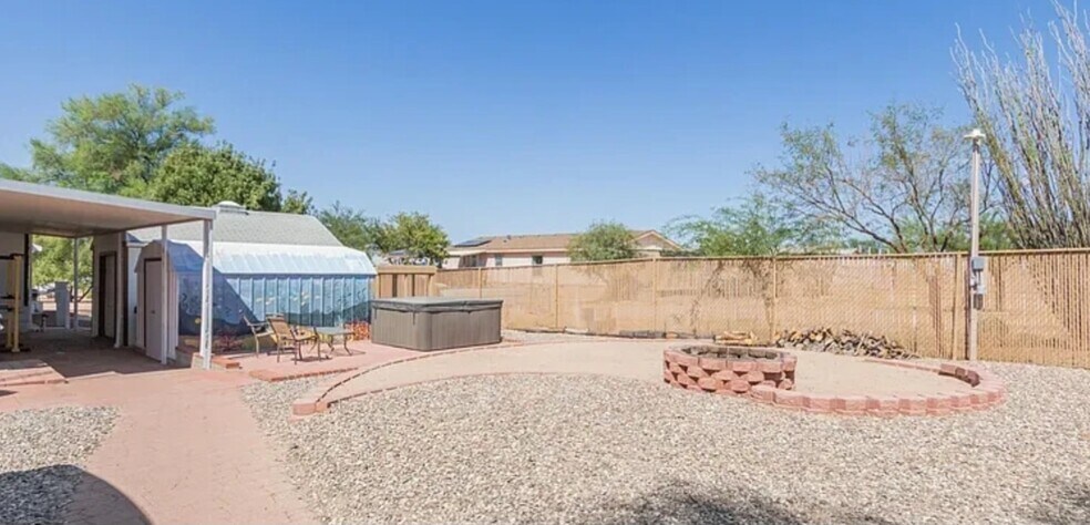 Building Photo - 8195 S Vandemoer Ln