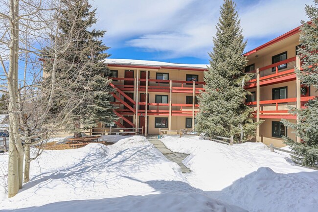 Building Photo - Downtown Breck 1 Bedroom!