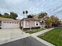 Building Photo - 424 Endberg Dr