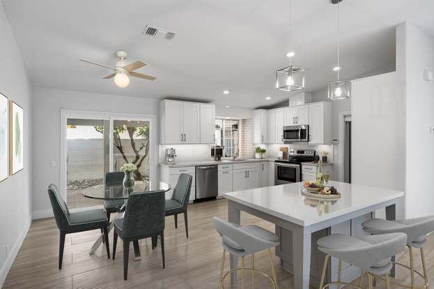 Building Photo - 54140 Avenida Mendoza