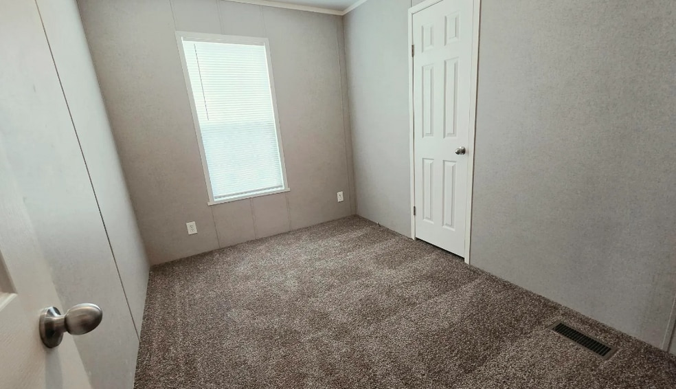 Building Photo - 9764 Sandypointe Dr