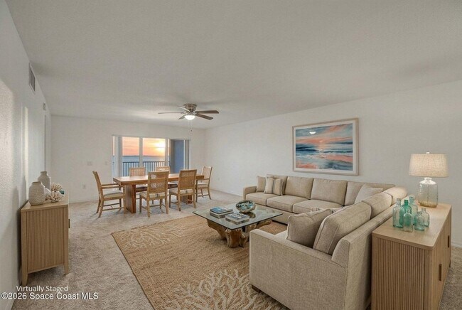 Building Photo - 7048 Sevilla Ct