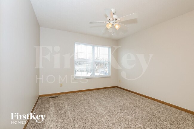 Building Photo - 969 Gray Dr