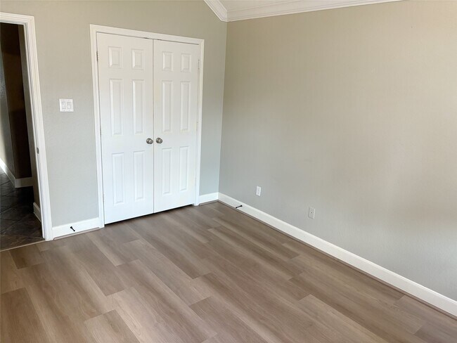Building Photo - 4309 Juan Carlos Ct